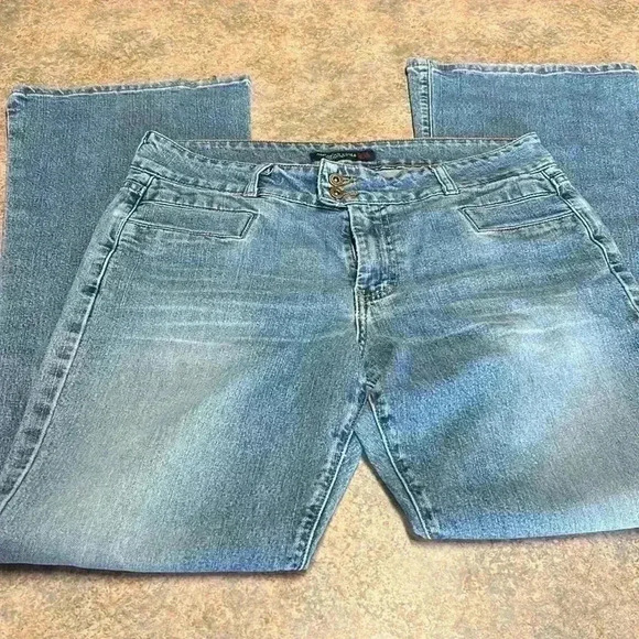 VINTAGE!! Y2K American Eagle flare, slit pocket, low rise-zero stretch size 12 - Picture 1 of 13